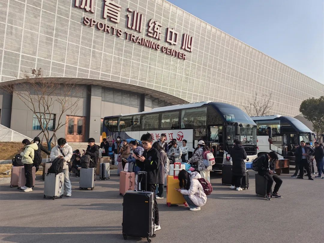 九江長運：校園直通車順利首發